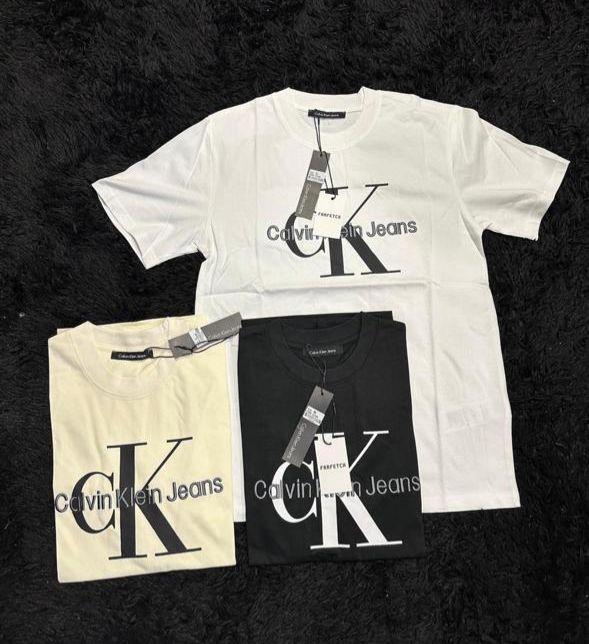 Calvin Klein T-shirt